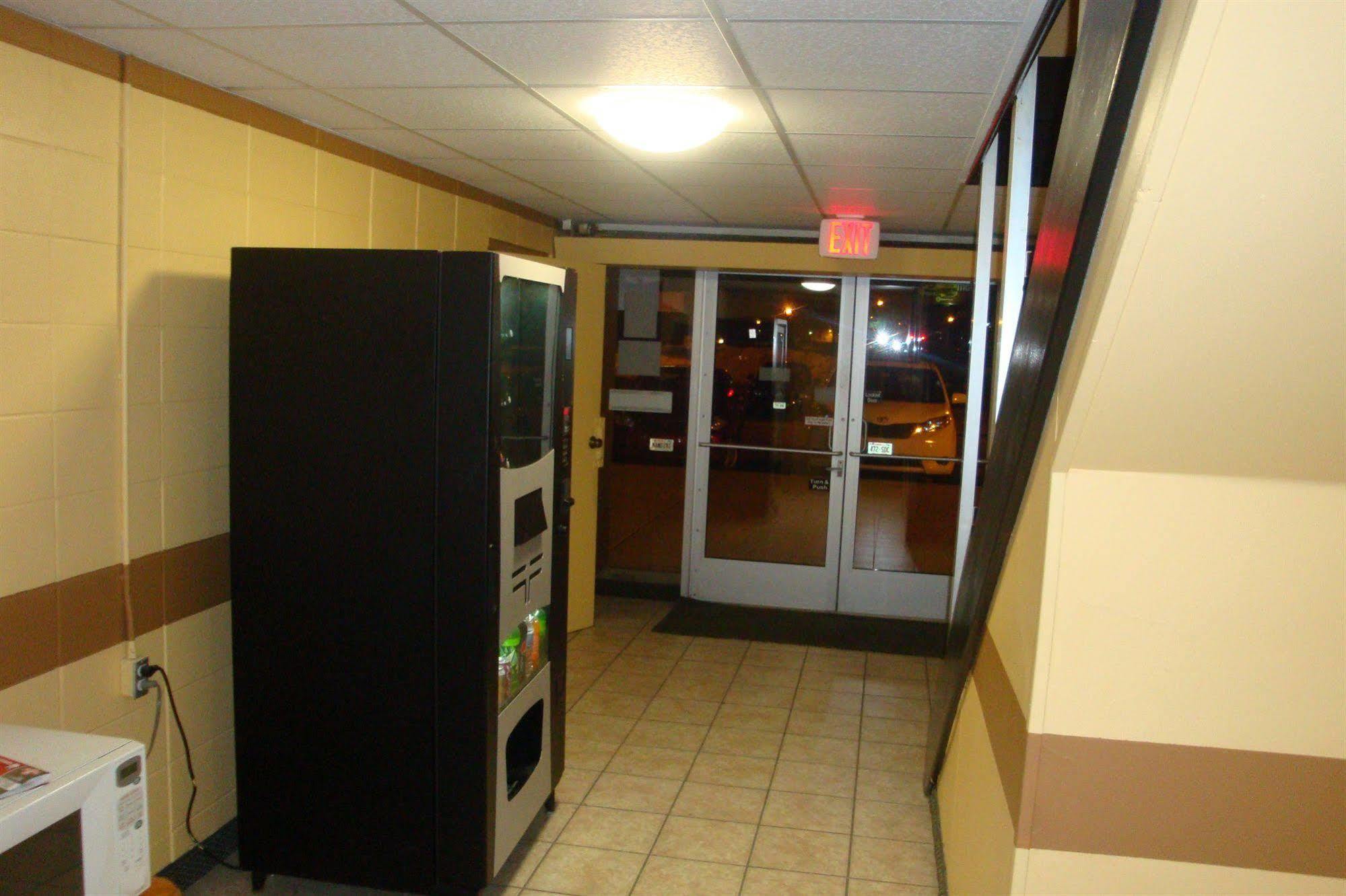 Economy Inn Green Bay Exterior foto